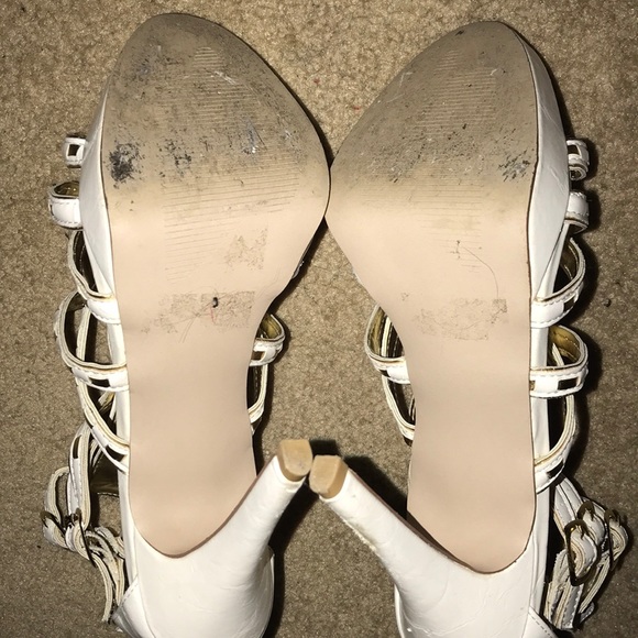 ⚜️White & gold sandal heels⚜️ - Picture 4 of 6